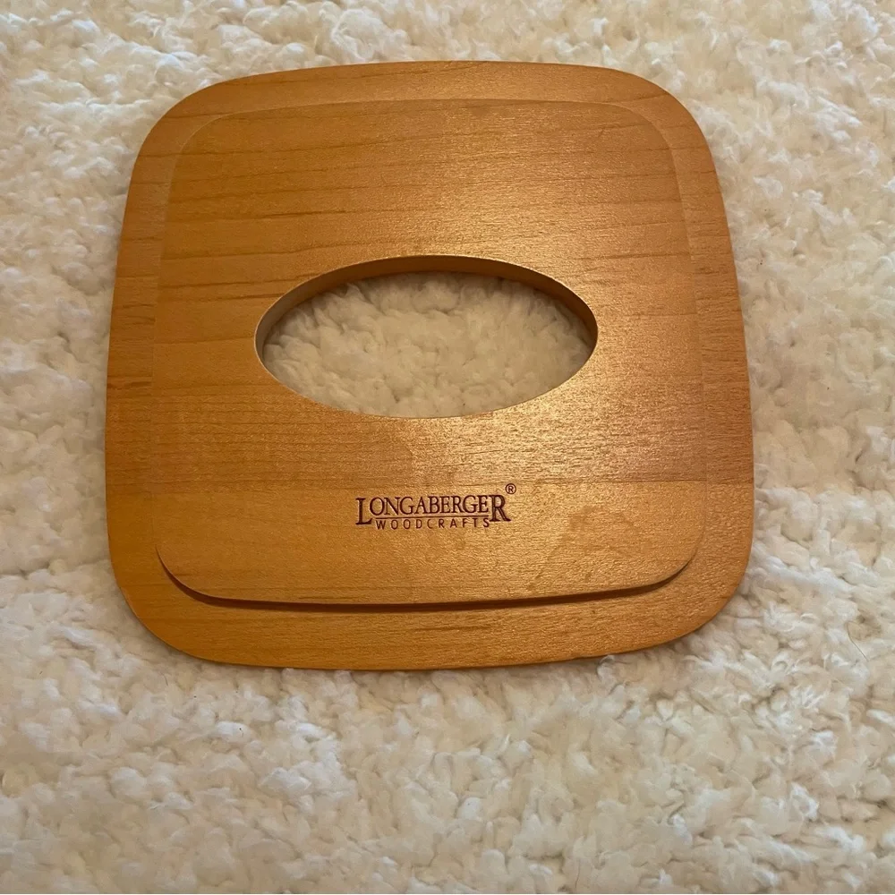 Longaberger Woven basket Wood Tissue Box Cover with Navy Fabric Top